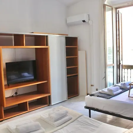 Lejlighed Ample 2-br Steps To Navigli *